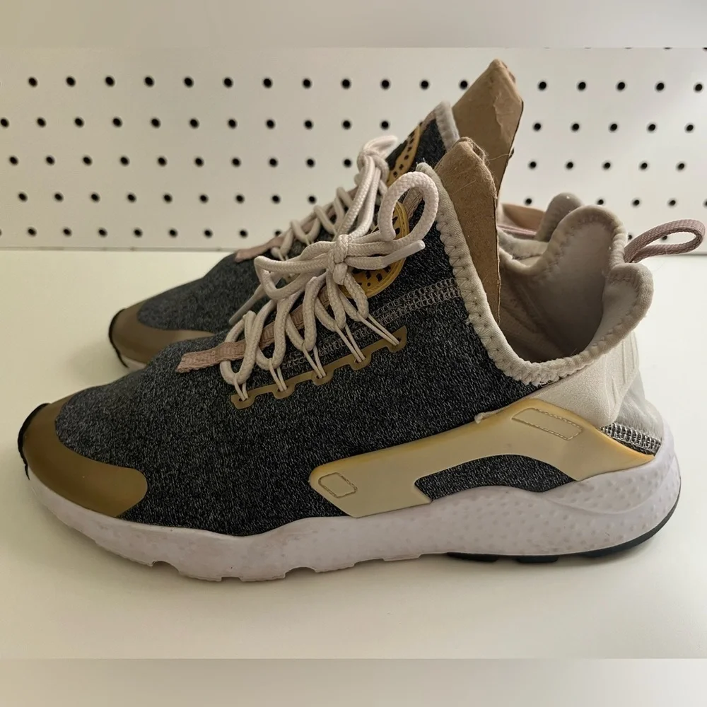 Women's Nike Air Huarache Run Ultra
